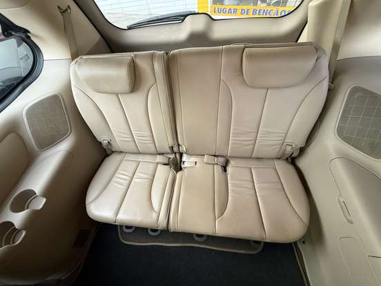 KIA-CARNIVAL-3.5 EX V6 24V GASOLINA 4P AUTOMÁTICO KIA-CARNIVAL-2013