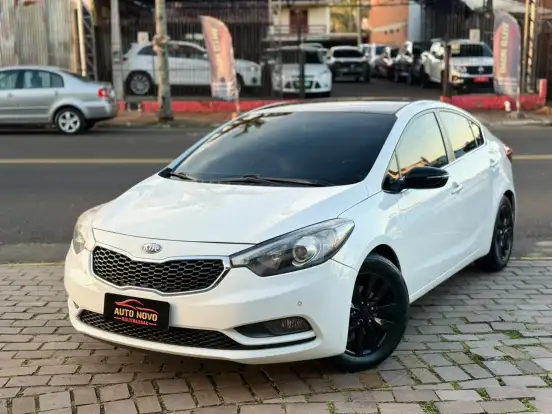 KIA-CERATO-1.6 SX 16V FLEX 4P AUTOMÁTICO KIA-CERATO-2013