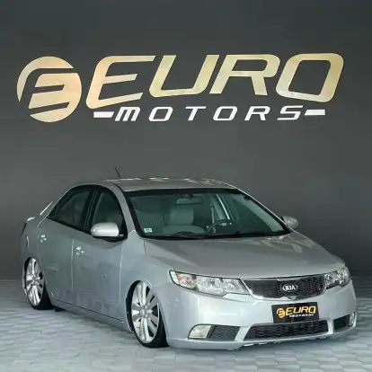 KIA-CERATO-2010
