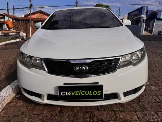 KIA-CERATO-2011