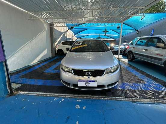 KIA-CERATO-1.6 SX E.233 16V GASOLINA 4P MANUAL KIA-CERATO-2012