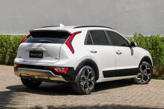 KIA-NIRO-2023