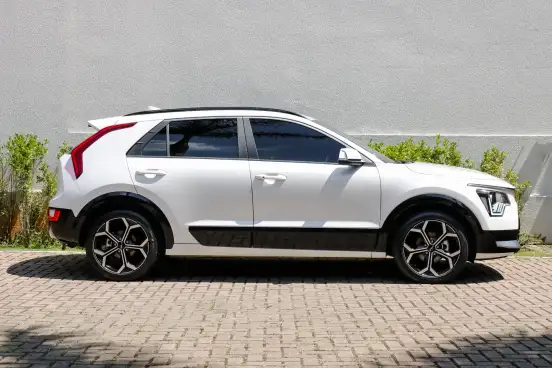 KIA-NIRO-2023