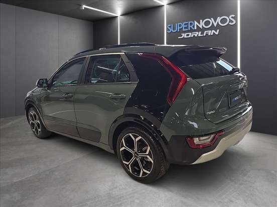 KIA-NIRO-2023
