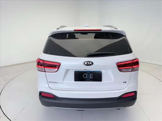 KIA-SORENTO-3.3 V6 GASOLINA EX 7L AUTOMATICO KIA-SORENTO-2017