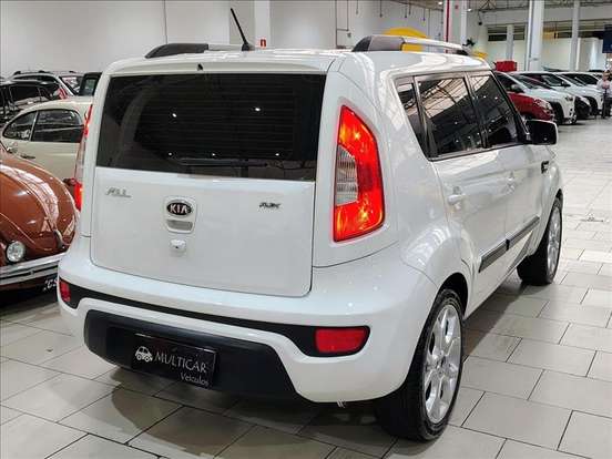 KIA-SOUL-1.6 EX 16V FLEX 4P AUTOMÁTICO KIA-SOUL-2012