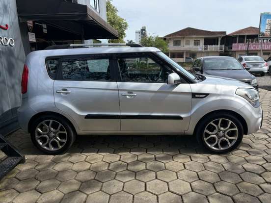 KIA-SOUL-1.6 EX 16V FLEX 4P AUTOMÁTICO KIA-SOUL-2013