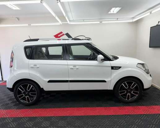 KIA-SOUL-2011