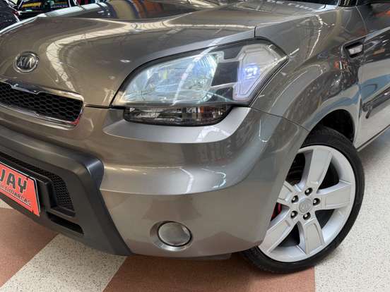KIA-SOUL-2011