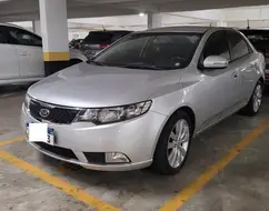 KIA CERATO 1.6 SX3 16V GASOLINA 4P AUTOMÁTICO KIA CERATO 1.6 SX3 16V GASOLINA 4P AUTOMÁTICO