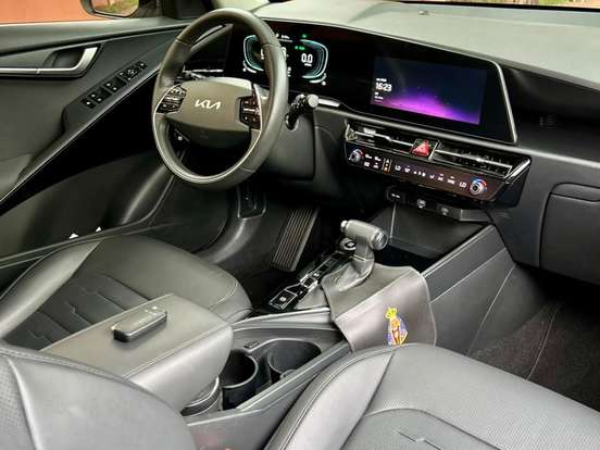 KIA-NIRO-1.6 GDI HEV EX DCT KIA-NIRO-2023