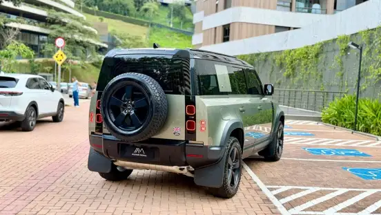 LAND ROVER-DEFENDER-2021