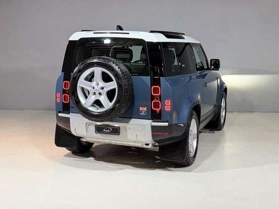 LAND ROVER-DEFENDER-2021