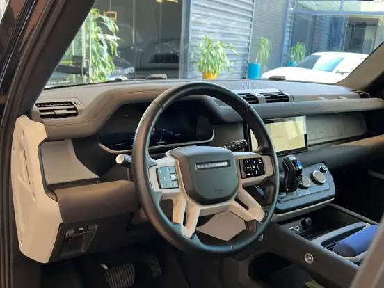 LAND ROVER-DEFENDER-3.0 D300 TURBO DIESEL MHEV 110 X-DYNAMIC SE AWD AUTOMÁTICO LAND ROVER-DEFENDER-2023