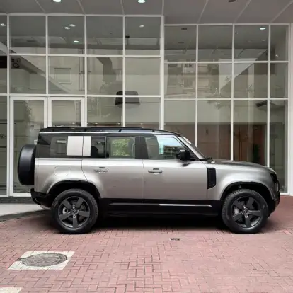 LAND ROVER-DEFENDER-2024