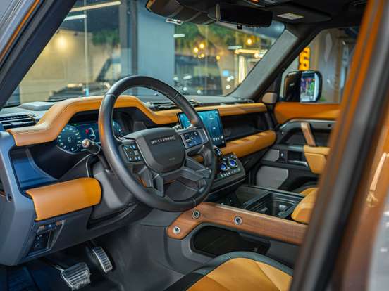 LAND ROVER-DEFENDER-2024