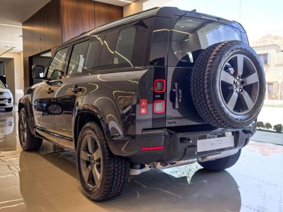 LAND ROVER-DEFENDER-2026