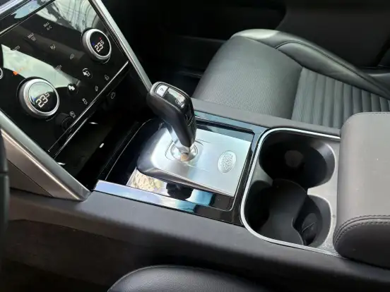 LAND ROVER-DISCOVERY SPORT-2022