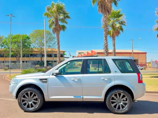 LAND ROVER-FREELANDER-3.2 HSE 6 CILINDROS 24V GASOLINA 4P AUTOMÁTICO LAND ROVER-FREELANDER-2008