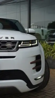 LAND ROVER-RANGE ROVER EVOQUE-2.0 P250 FLEX R-DYNAMIC SE AWD AUTOMÁTICO LAND ROVER-RANGE ROVER EVOQUE-2020