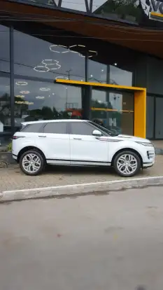 LAND ROVER-RANGE ROVER EVOQUE-2.0 P250 FLEX R-DYNAMIC SE AWD AUTOMÁTICO LAND ROVER-RANGE ROVER EVOQUE-2020