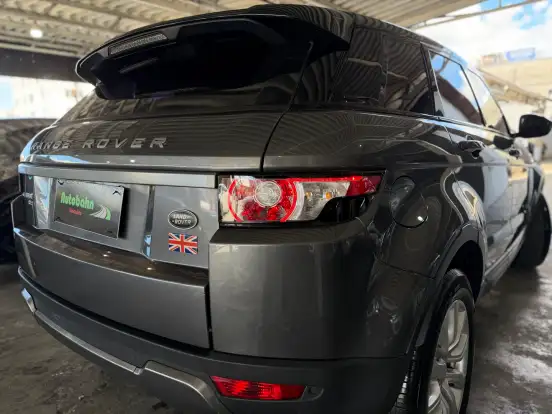 LAND ROVER-RANGE ROVER EVOQUE-2.0 PURE 4WD 16V GASOLINA 4P AUTOMÁTICO LAND ROVER-RANGE ROVER EVOQUE-2015