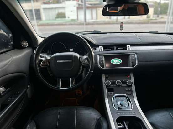 LAND ROVER-RANGE ROVER EVOQUE-2.0 SE 4WD 16V GASOLINA 4P AUTOMÁTICO LAND ROVER-RANGE ROVER EVOQUE-2017