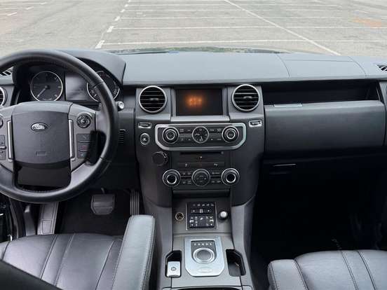 LAND ROVER-DISCOVERY 4-3.0 SE 4X4 V6 24V BI-TURBO DIESEL 4P AUTOMÁTICO LAND ROVER-DISCOVERY 4-2014