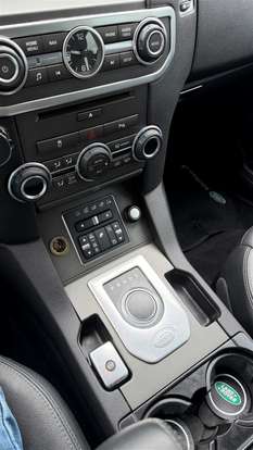 LAND ROVER-DISCOVERY 4-2014
