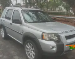LAND ROVER FREELANDER 2.5 HSE 4X4 V6 24V GASOLINA 2P AUTOMÁTICO LAND ROVER FREELANDER 2.5 HSE 4X4 V6 24V GASOLINA 2P AUTOMÁTICO