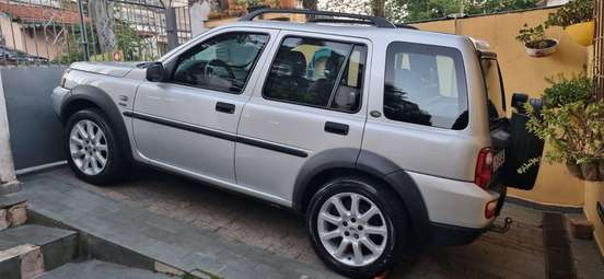 LAND ROVER-FREELANDER-2004