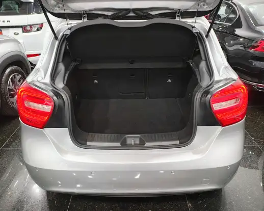 MERCEDES-BENZ-A 200-1.6 TURBO 16V FLEX 4P AUTOMÁTICO MERCEDES-BENZ-A 200-2015