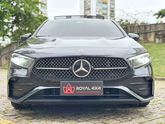 MERCEDES-BENZ-A 200-2024