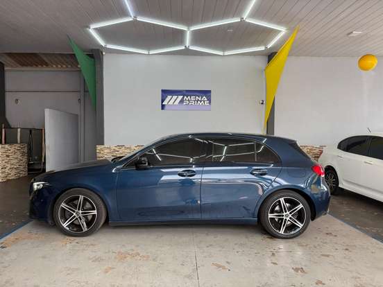MERCEDES-BENZ-A 250-2021