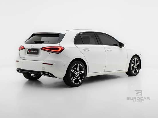 MERCEDES-BENZ-A 250-2019