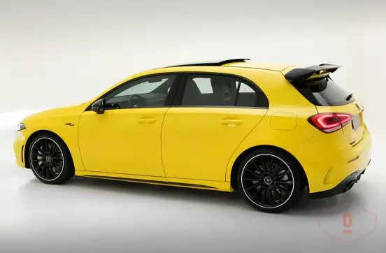 MERCEDES-BENZ-A 35 AMG-2020