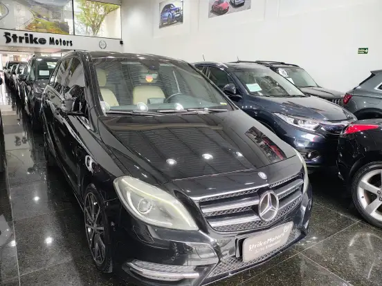 MERCEDES-BENZ-B 200-1.6 SPORT TURBO GASOLINA 4P AUTOMÁTICO MERCEDES-BENZ-B 200-2012