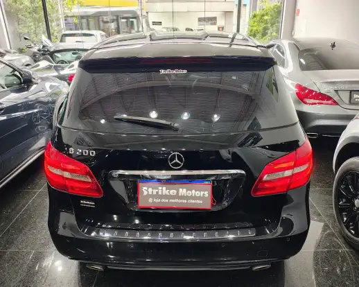 MERCEDES-BENZ-B 200-2012