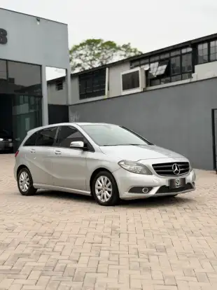 MERCEDES-BENZ-B 200-2013