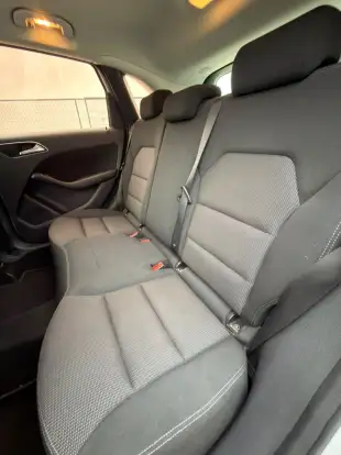 MERCEDES-BENZ-B 200-2013