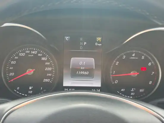 MERCEDES-BENZ-C 180-2017