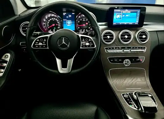 MERCEDES-BENZ-C 180-2019