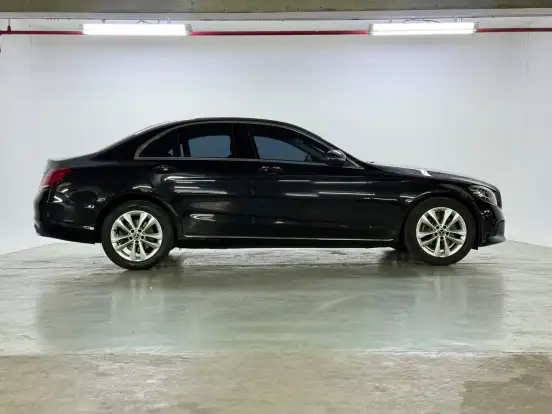 MERCEDES-BENZ-C 180-2019