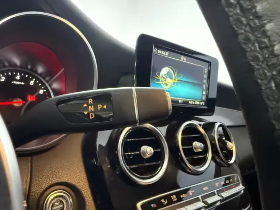 MERCEDES-BENZ-C 180-2019
