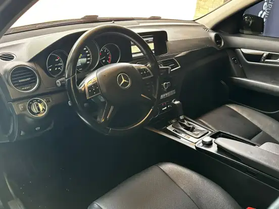 MERCEDES-BENZ-C 180-2013