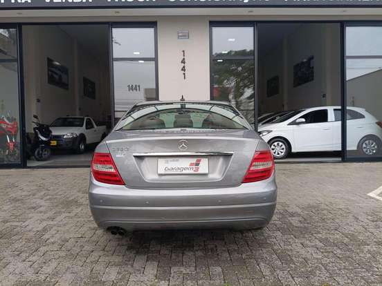 MERCEDES-BENZ-C 180-1.6 CGI CLASSIC 16V TURBO GASOLINA 4P AUTOMÁTICO MERCEDES-BENZ-C 180-2011