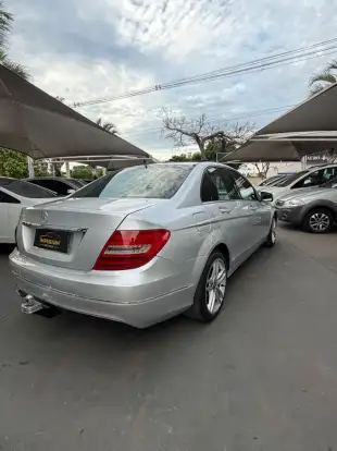 MERCEDES-BENZ-C 200-1.8 CGI AVANTGARDE 16V GASOLINA 4P AUTOMÁTICO MERCEDES-BENZ-C 200-2011