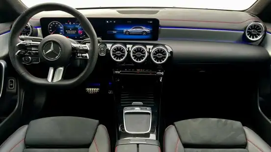MERCEDES-BENZ-CLA 200-2024