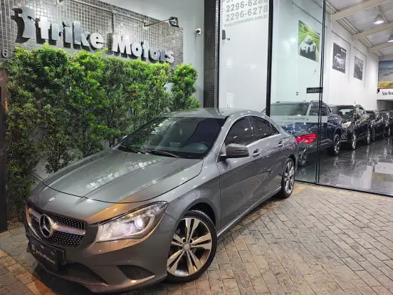 MERCEDES-BENZ-CLA 200-1.6 URBAN 16V GASOLINA 4P AUTOMÁTICO MERCEDES-BENZ-CLA 200-2014