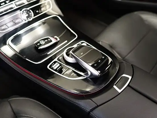 MERCEDES-BENZ-E 250-2.0 CGI GASOLINA AVANTGARDE 9G-TRONIC MERCEDES-BENZ-E 250-2018